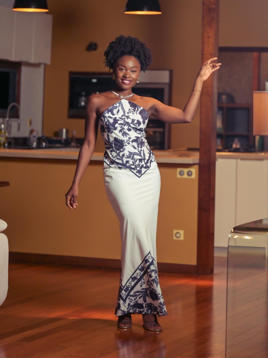 Classy dress Black & White